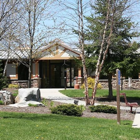 Wisp Resort Hotel And Conference Center McHenry Bagian luar foto